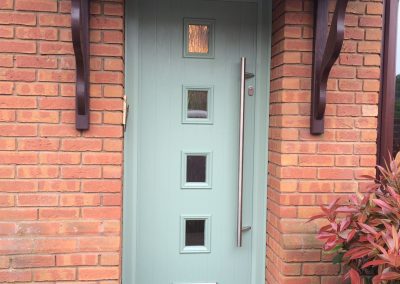 chartwell green door with bar handle